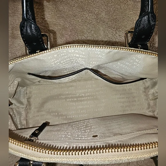 Kate spade sloan wristlet hotsell